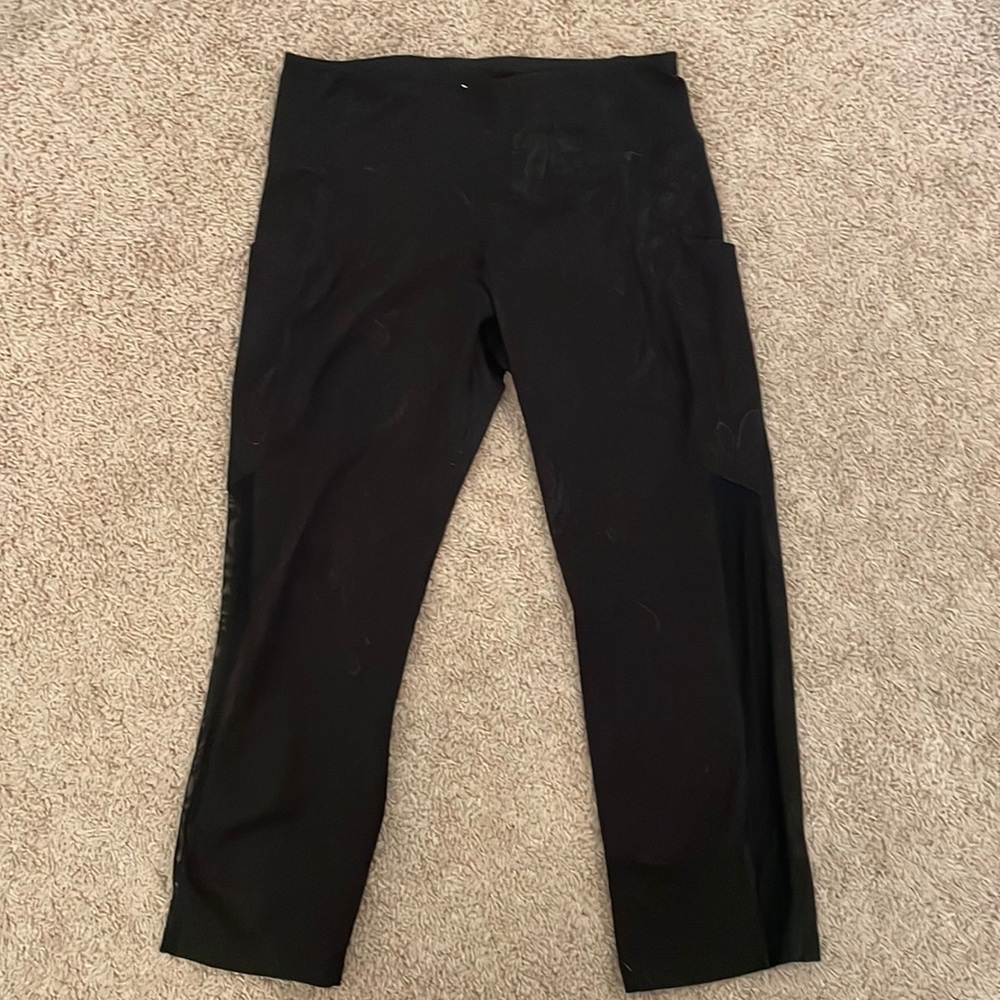 Old navy active capri leggings